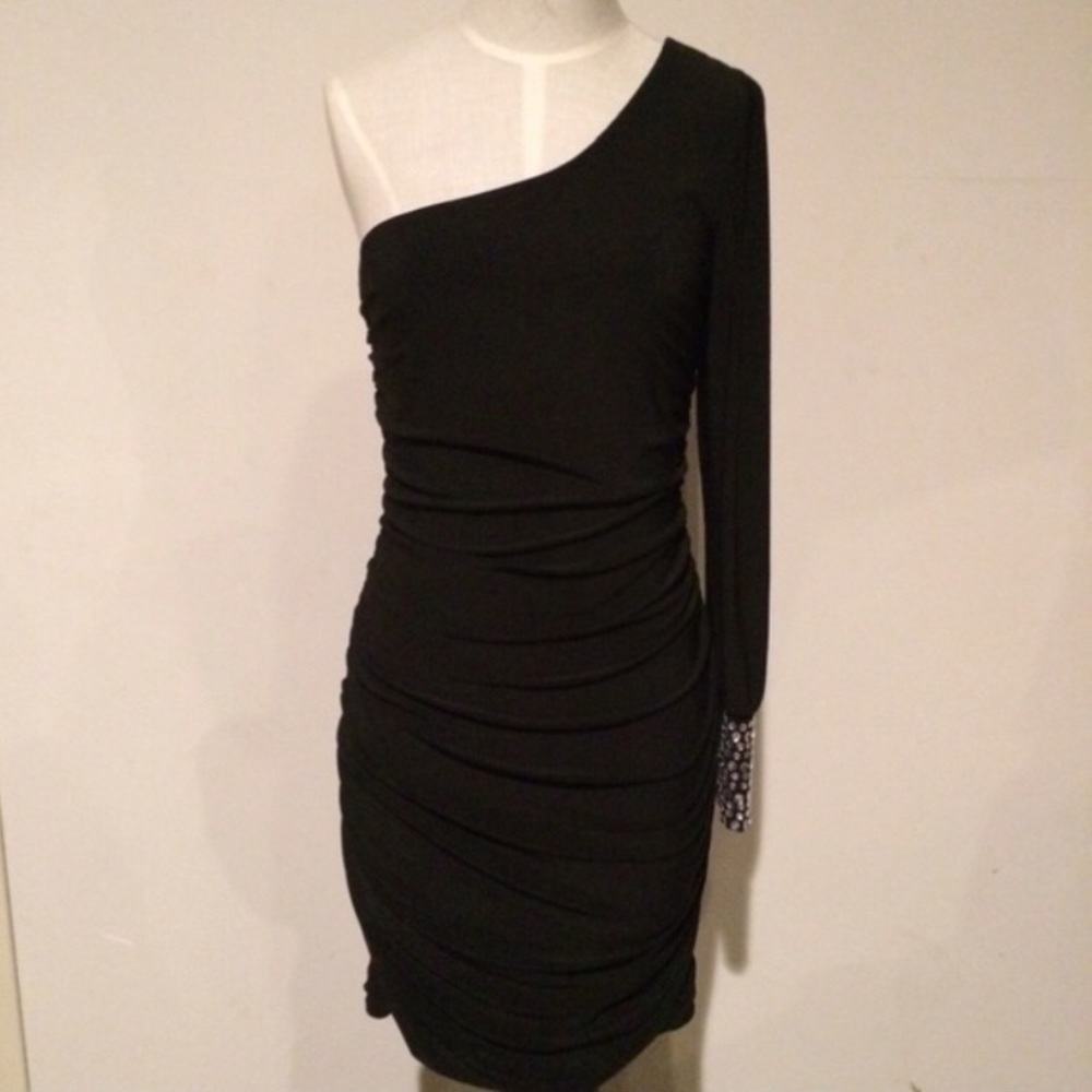 One shoulder belted dress from Venus